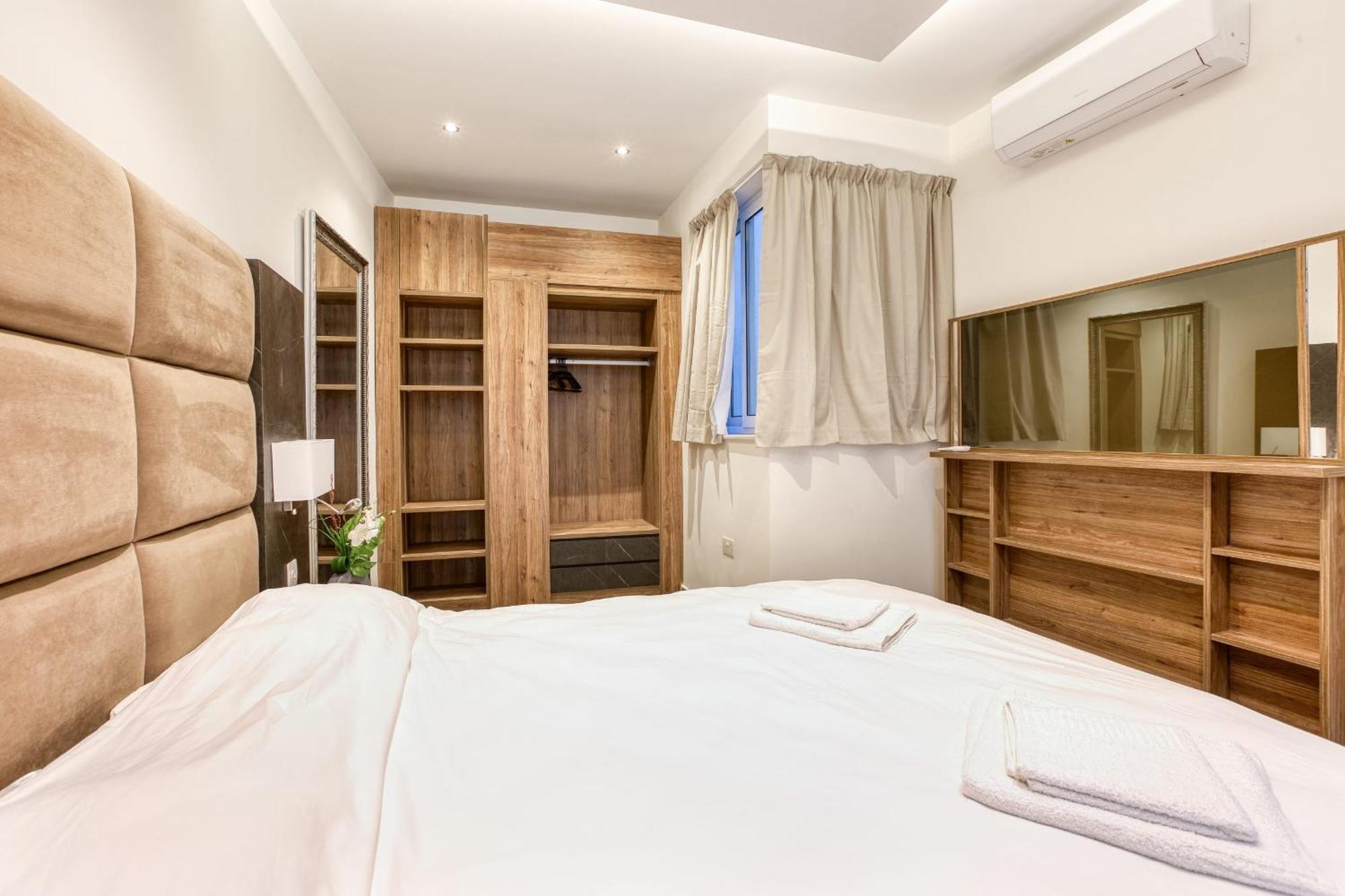Bluebell Apartment-hosted By Sweetstay Sliema